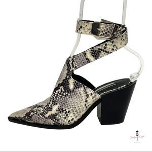 TOPSHOP Huxley Snake Print Western Ankle Wrap Booties Shoe Boots 5.5 6 36